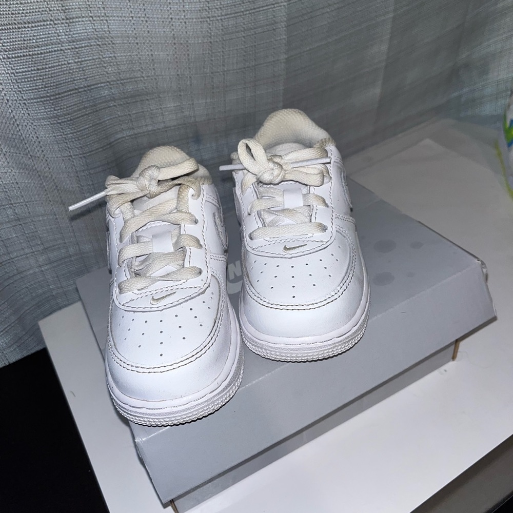 Air Force 1s 7C